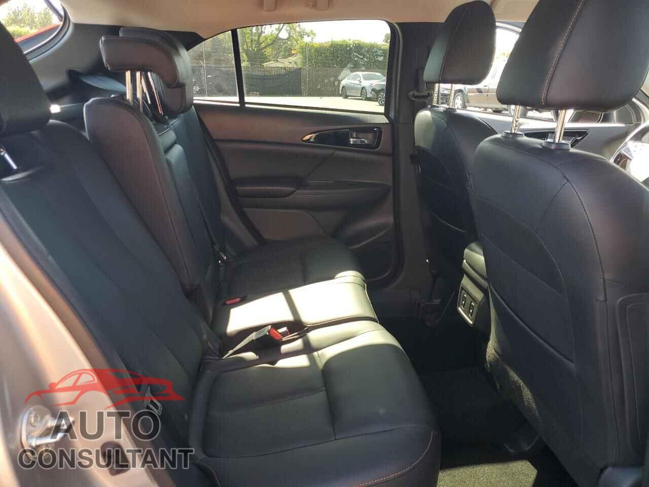 MITSUBISHI ECLIPSE 2019 - JA4AT5AA5KZ003808