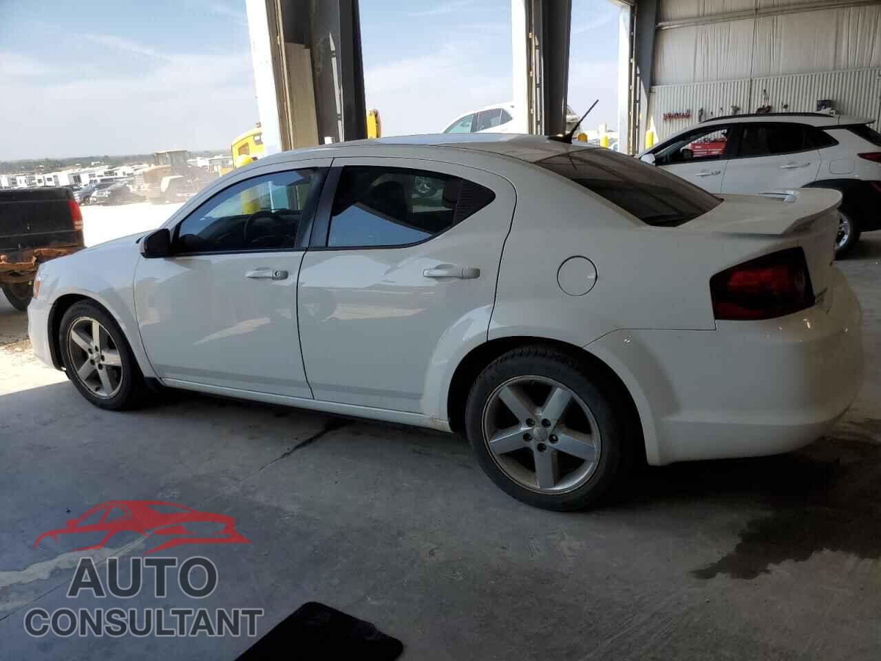 DODGE AVENGER 2013 - 1C3CDZCG3DN720954