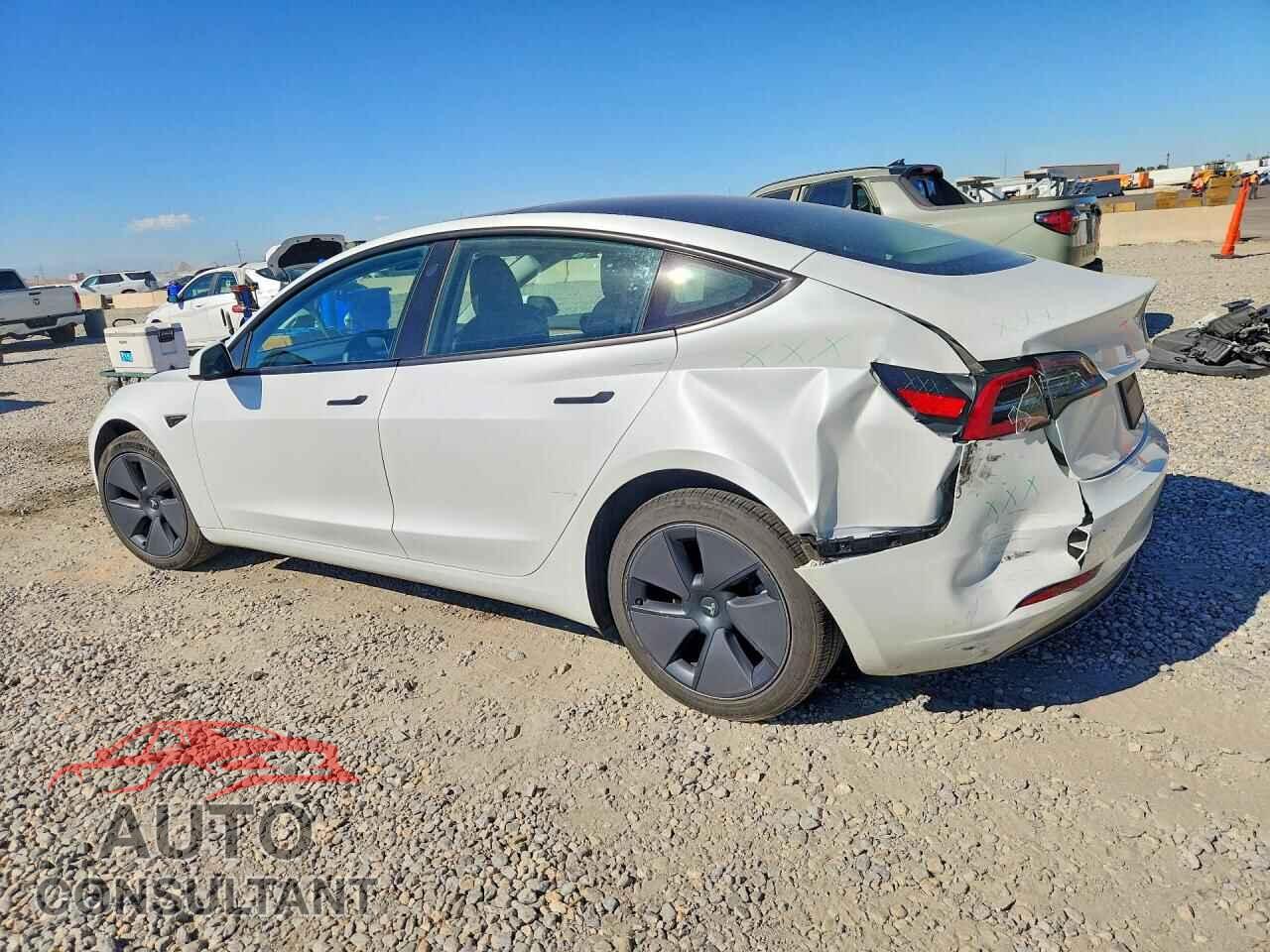 TESLA MODEL 3 2023 - 5YJ3E1EB8PF390761