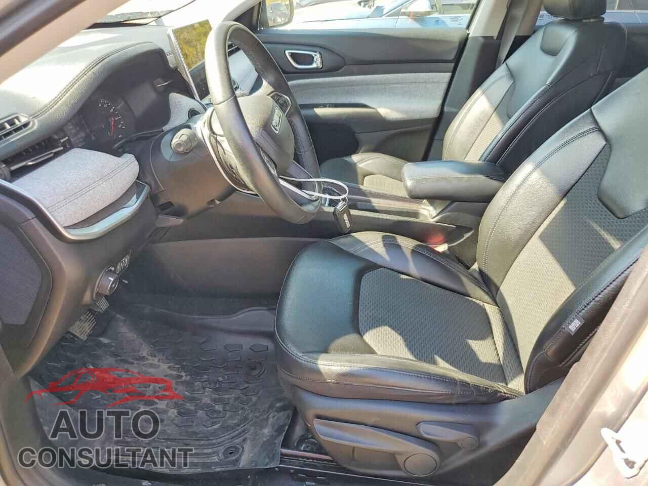 JEEP COMPASS 2022 - 3C4NJDBB1NT209816