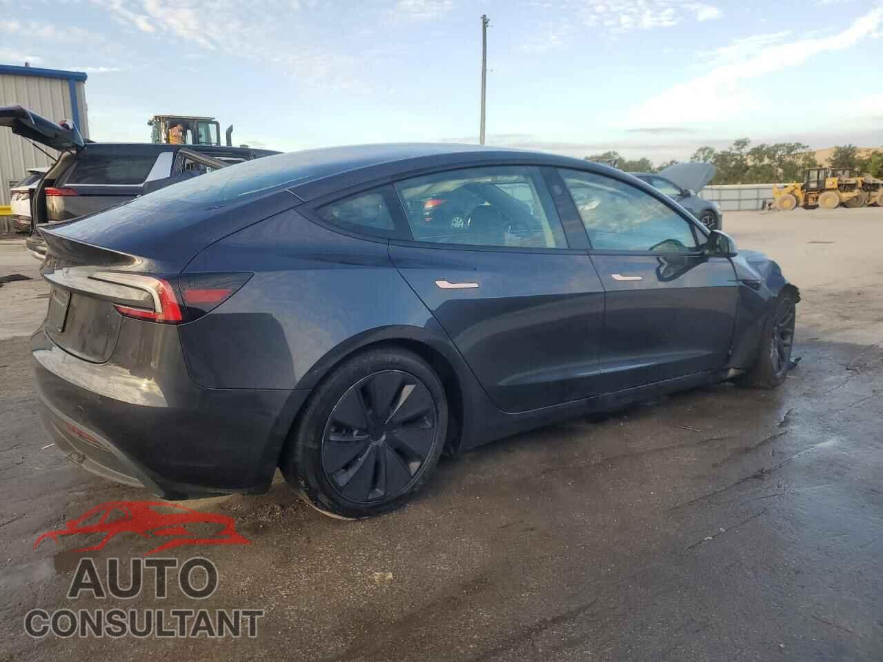 TESLA MODEL 3 2024 - 5YJ3E1EA9RF751683