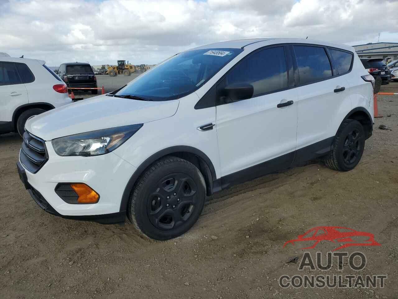 FORD ESCAPE 2018 - 1FMCU0F74JUB44257