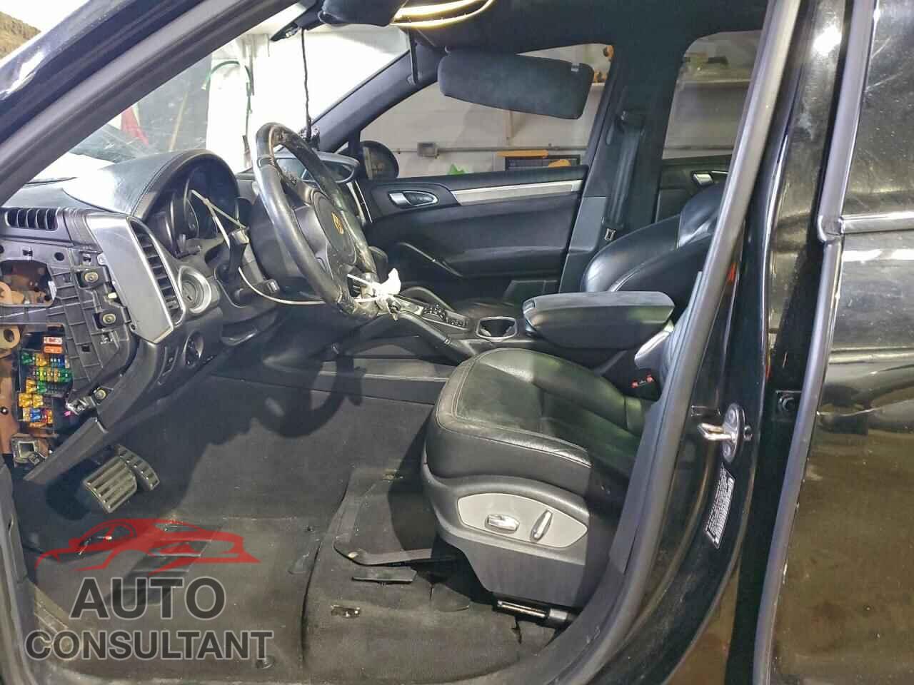 PORSCHE CAYENNE 2013 - WP1AD2A27DLA75642