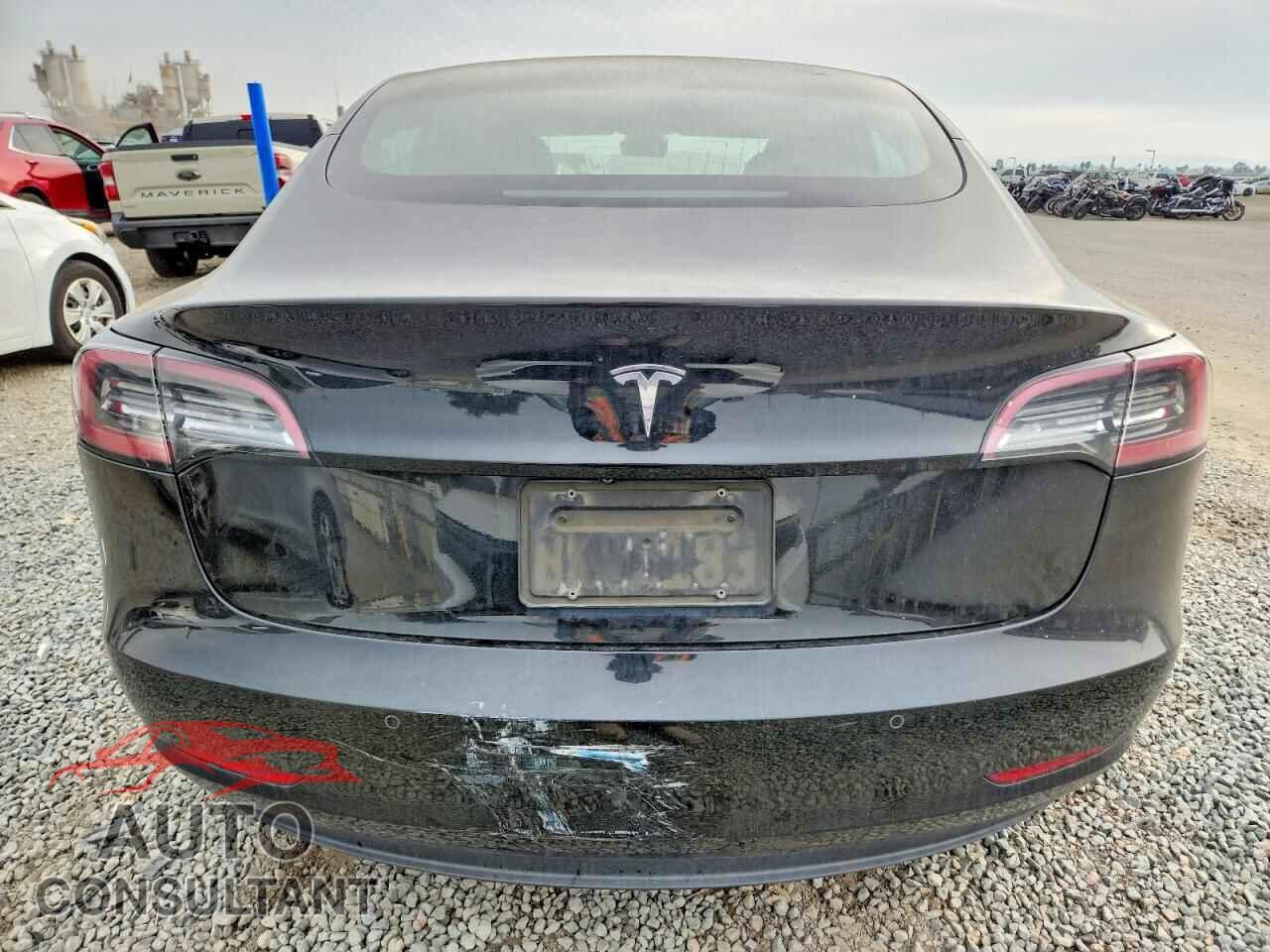 TESLA MODEL 3 2019 - 5YJ3E1EA8KF395555