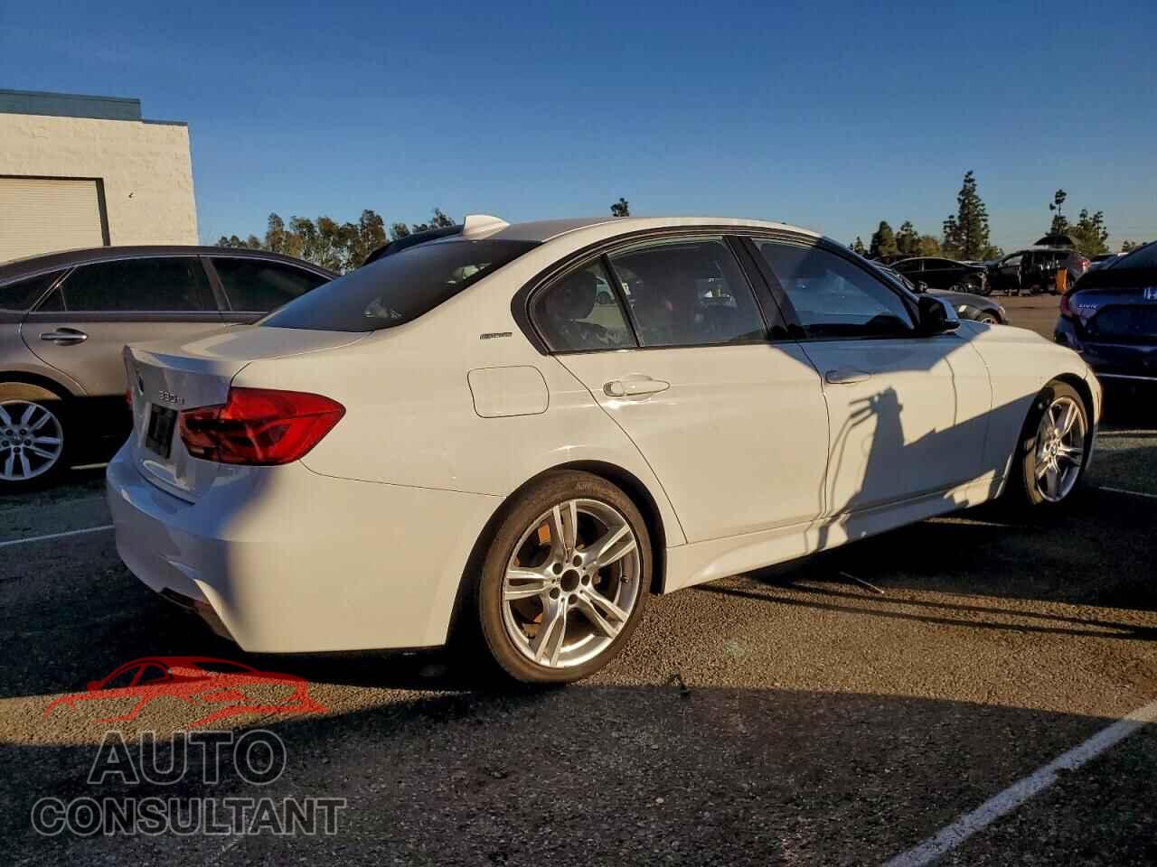 BMW 3 SERIES 2018 - WBA8E1C54JA171456