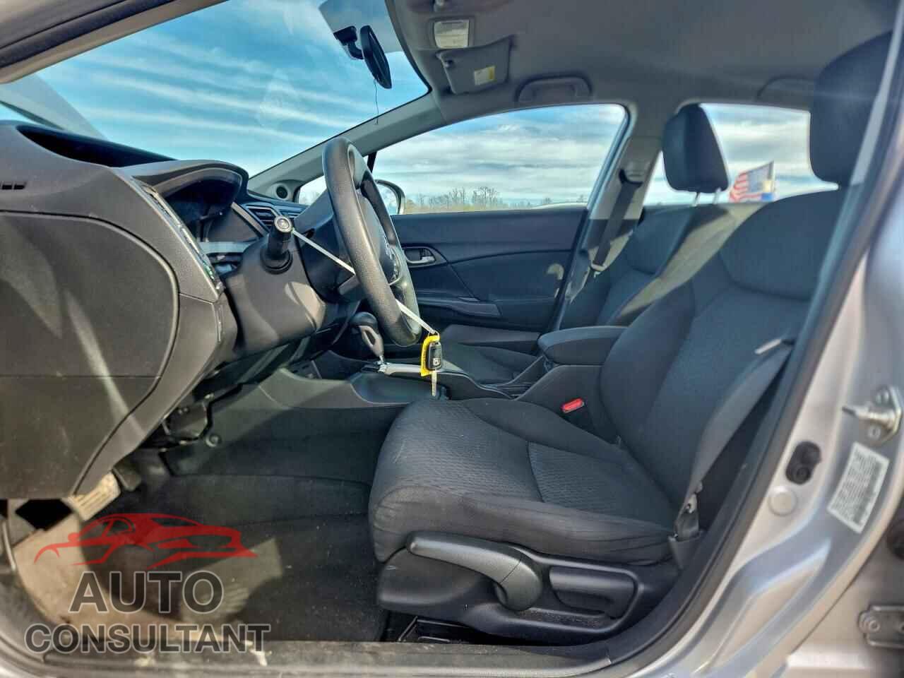 HONDA CIVIC 2015 - 19XFB2F79FE003743
