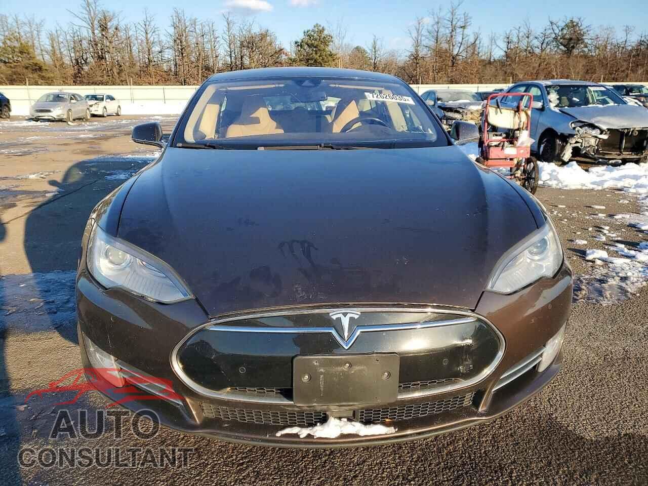 TESLA MODEL S 2014 - 5YJSA1H16EFP60306