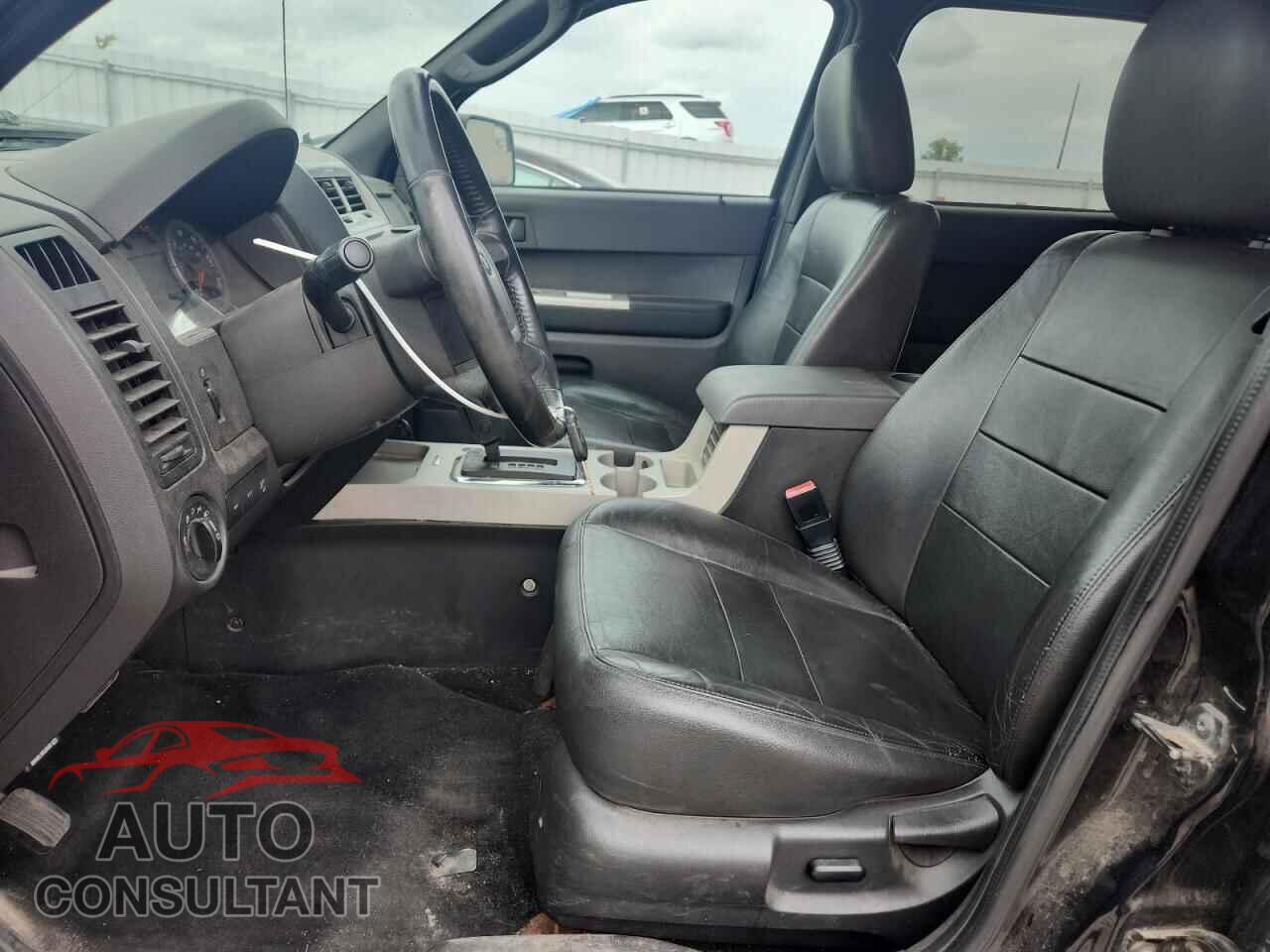 FORD ESCAPE 2010 - 1FMCU9DG0AKC82395