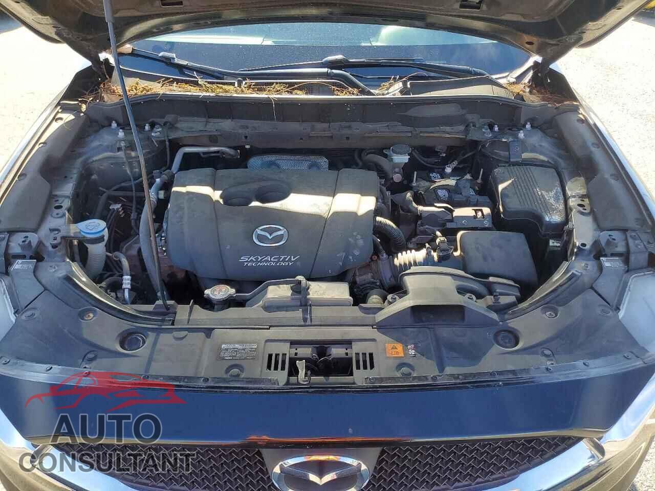 MAZDA CX-5 2017 - JM3KFABL7H0134611
