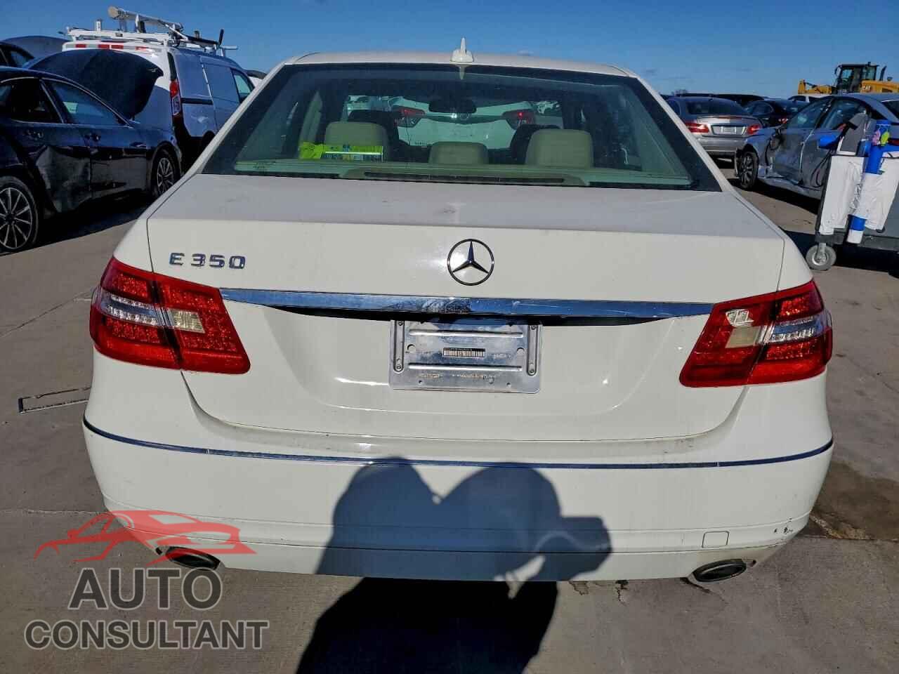 MERCEDES-BENZ E-CLASS 2011 - WDDHF5GB2BA297815