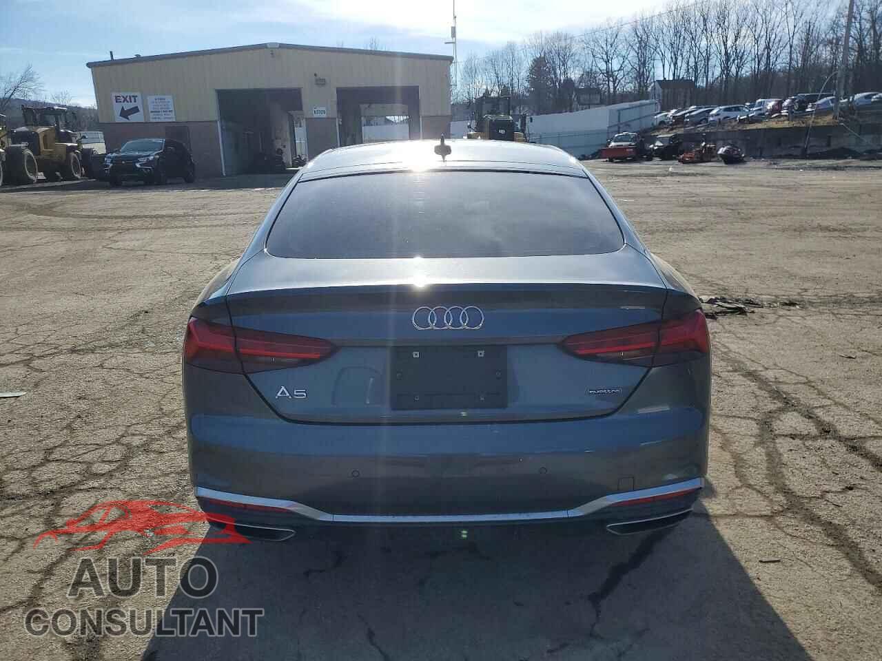 AUDI A5 2021 - WAUDACF56MA039112