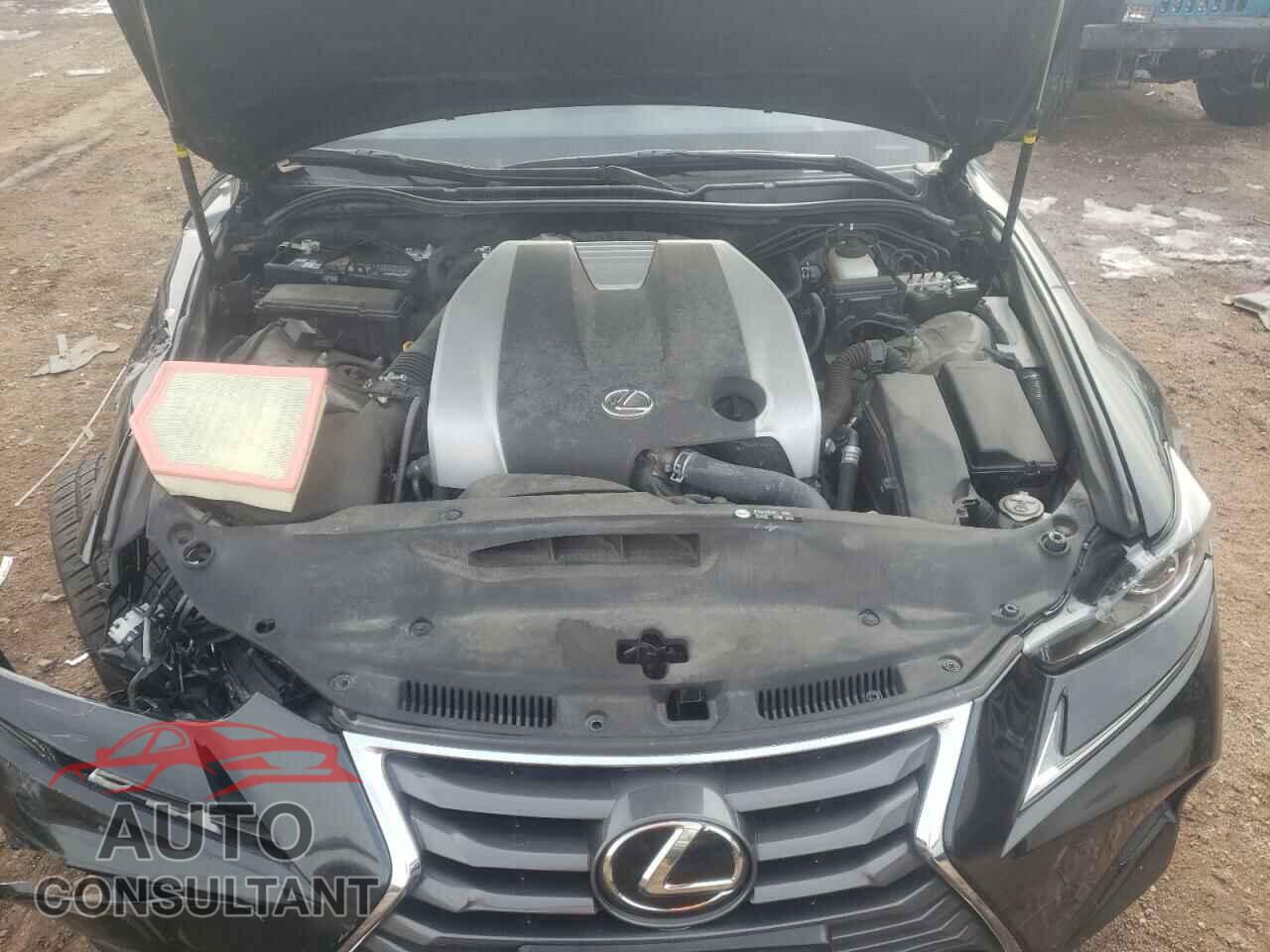 LEXUS IS 2017 - JTHCM1D28H5018603