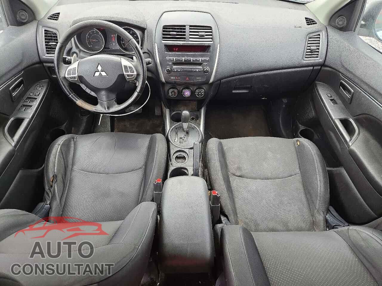 MITSUBISHI OUTLANDER 2013 - 4A4AP3AU7DE011663