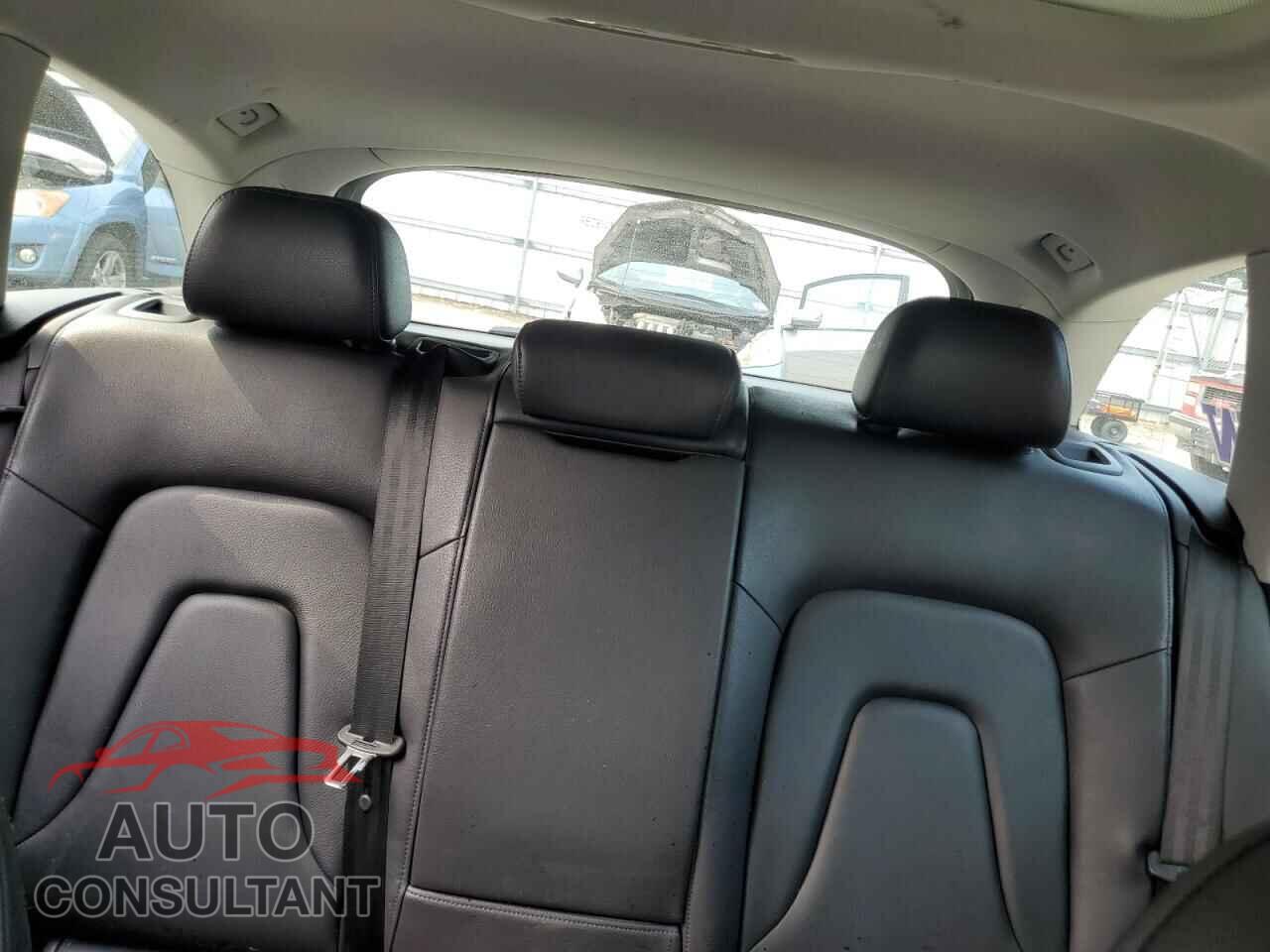 AUDI A4 2014 - WA1TFAFL7EA129447