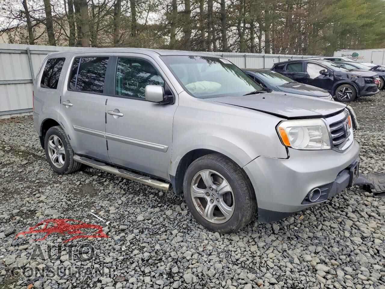 HONDA PILOT 2014 - 5FNYF4H72EB049557
