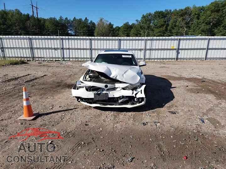 BMW 3 SERIES 2017 - WBA8D9C5XHK678061