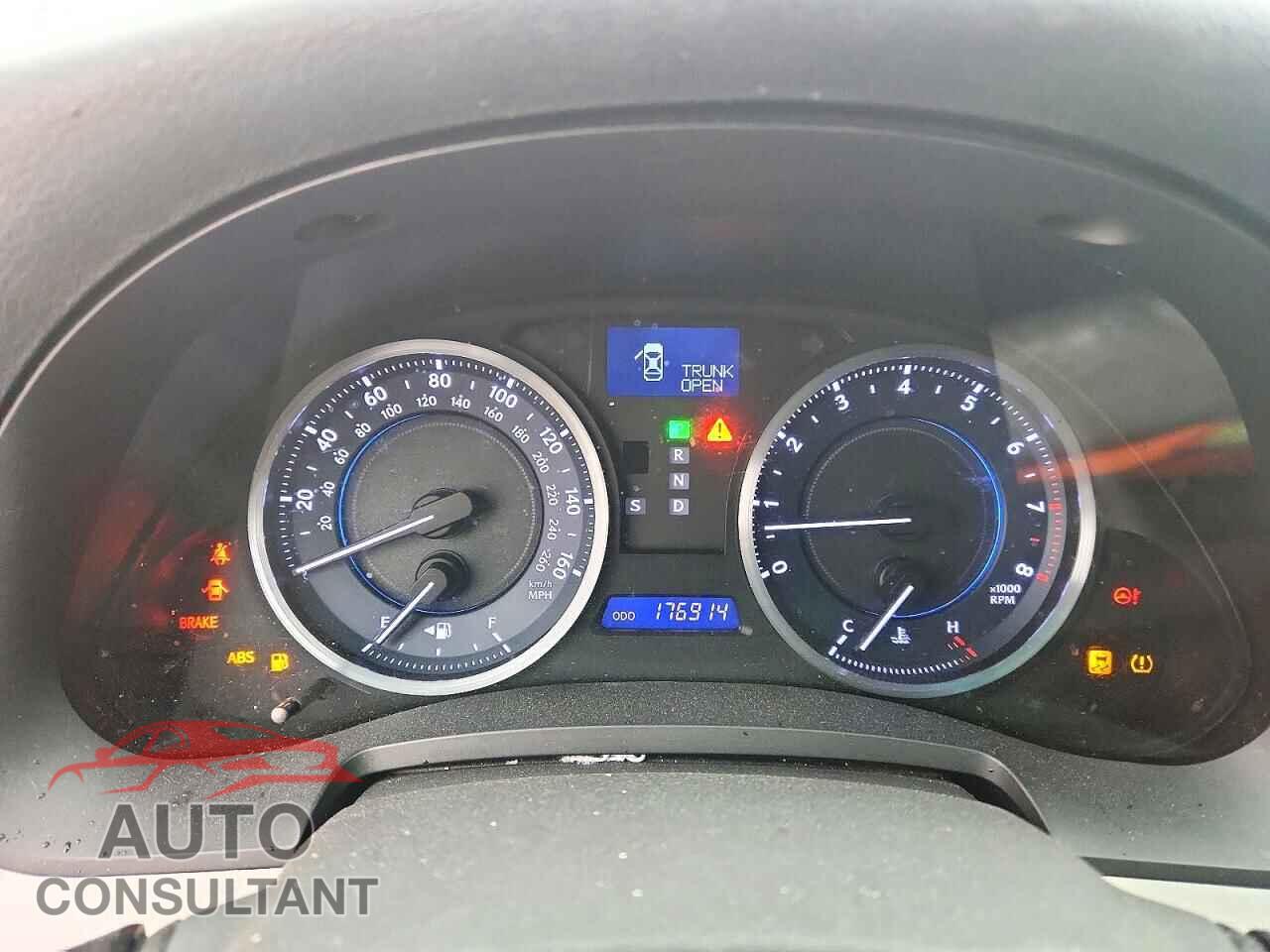 LEXUS IS 2012 - JTHCF5C29C5056109