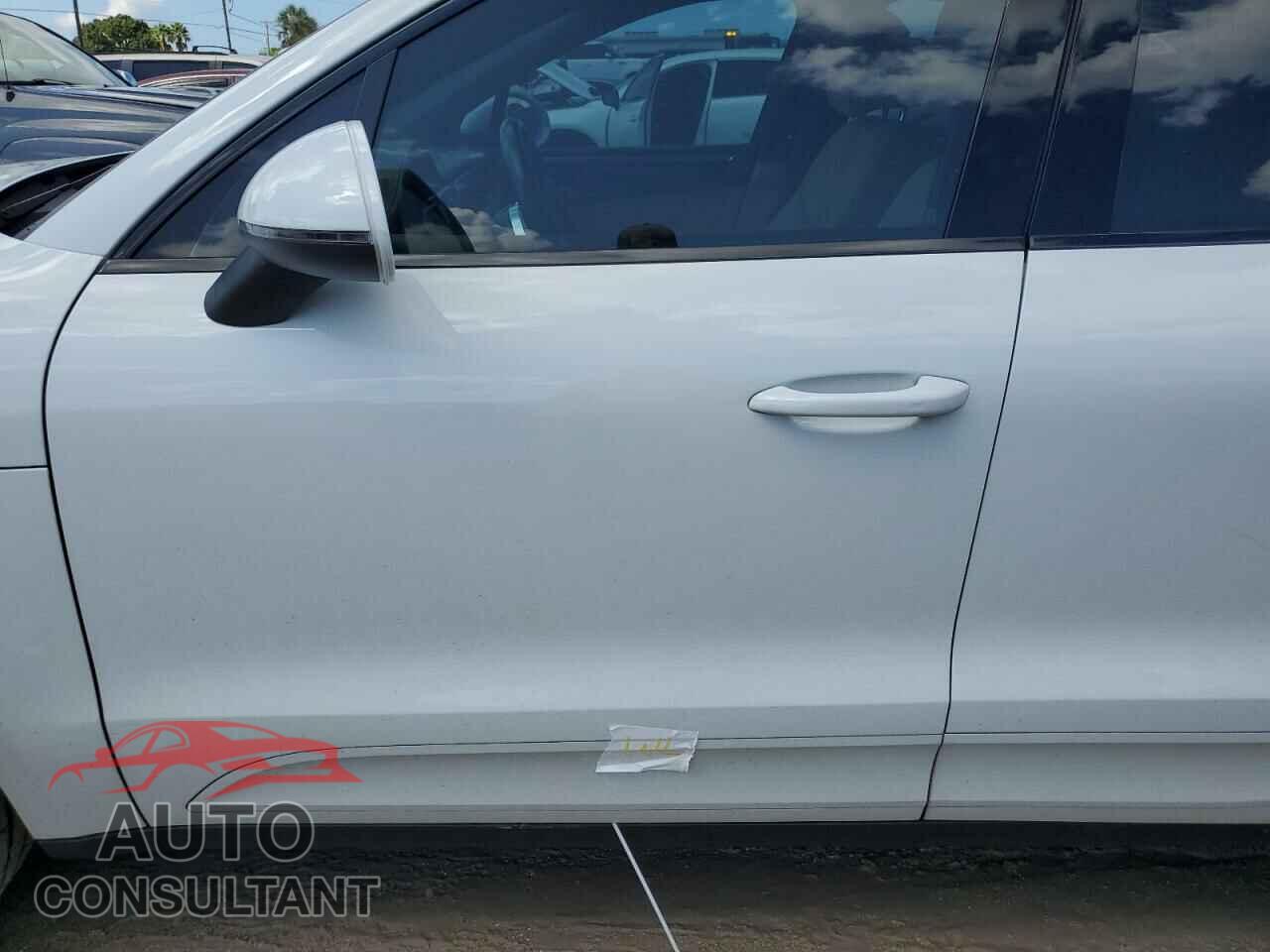PORSCHE MACAN 2017 - WP1AB2A55HLB19417