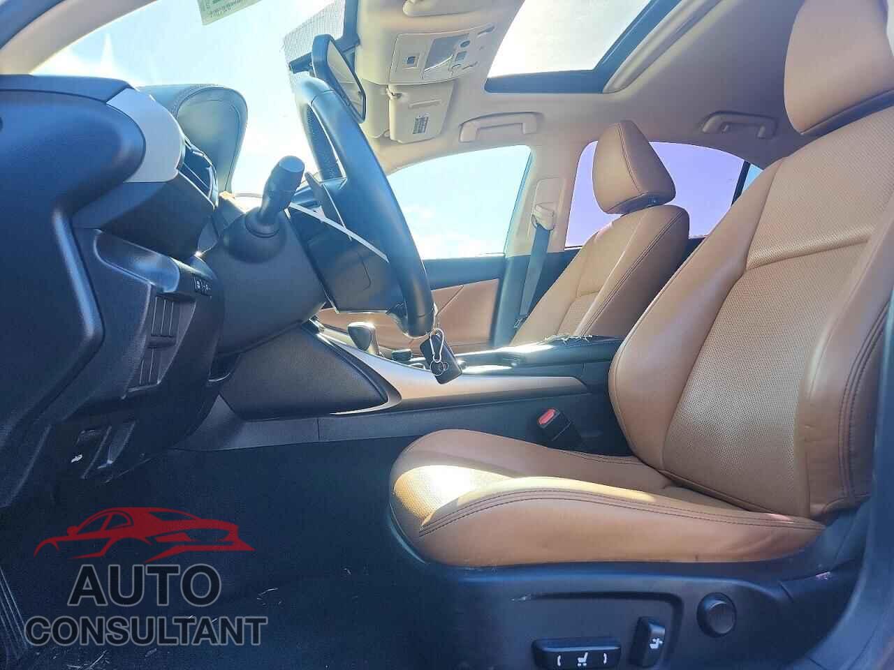 LEXUS IS 2014 - JTHBF1D23E5022172
