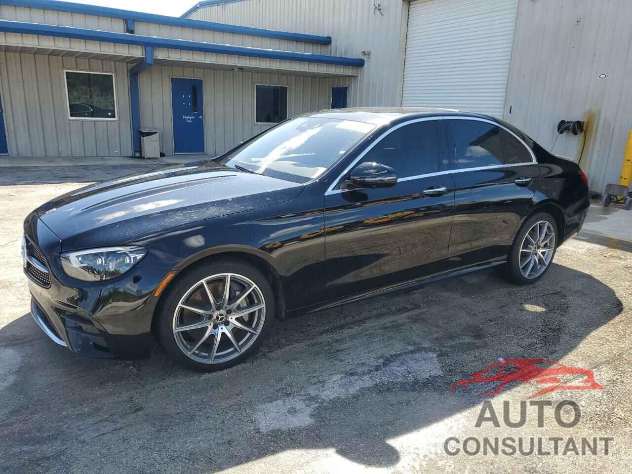MERCEDES-BENZ E-CLASS 2022 - W1KZF8DB9NB070677