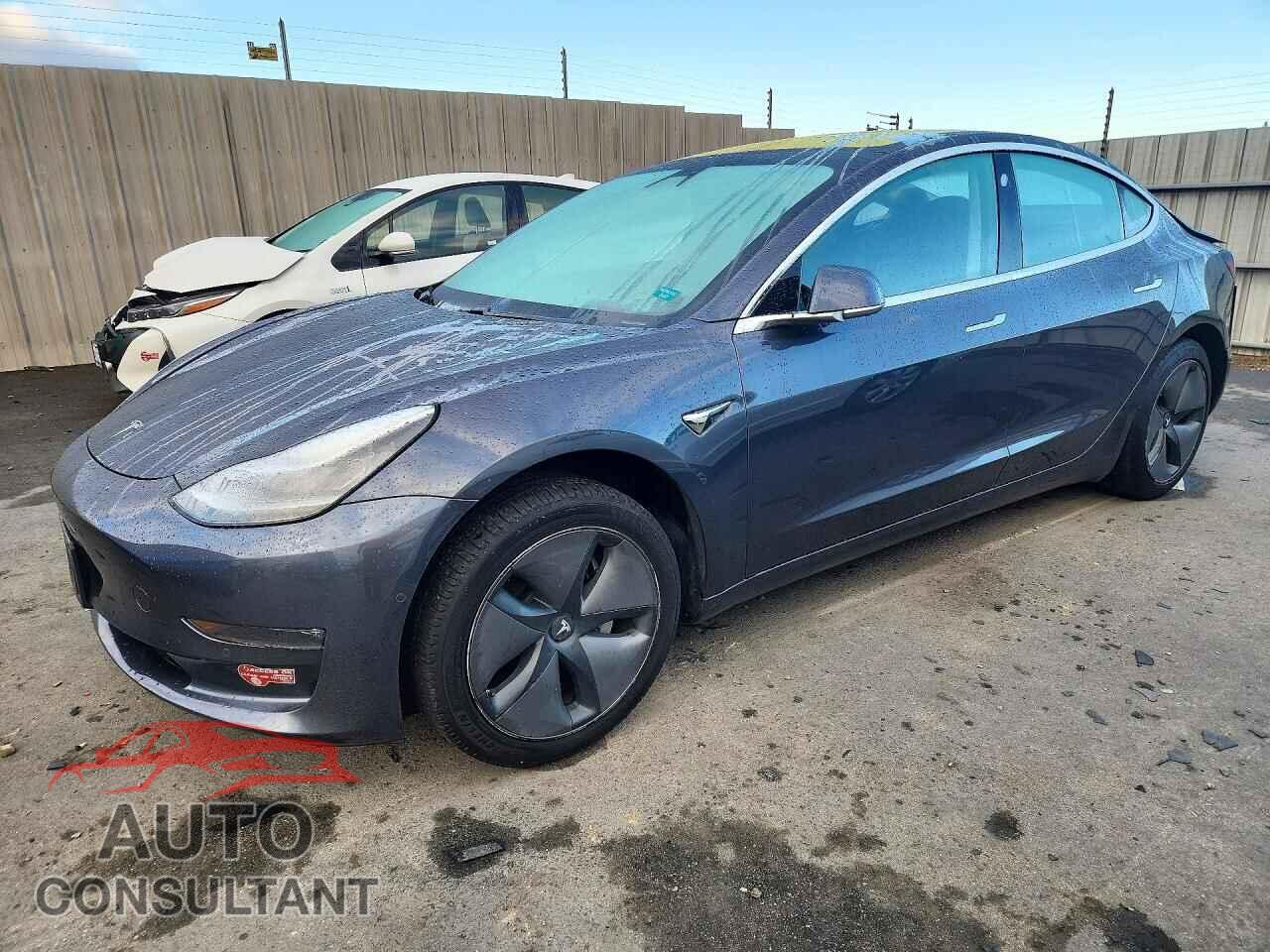 TESLA MODEL 3 2018 - 5YJ3E1EAXJF025707