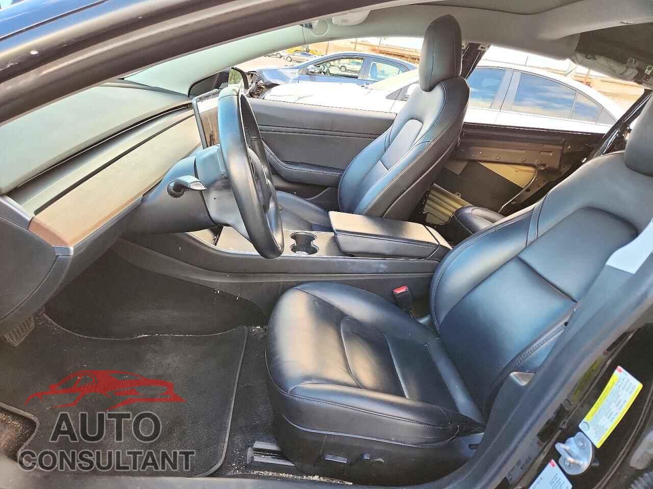 TESLA MODEL 3 2018 - 5YJ3E1EA3JF051999