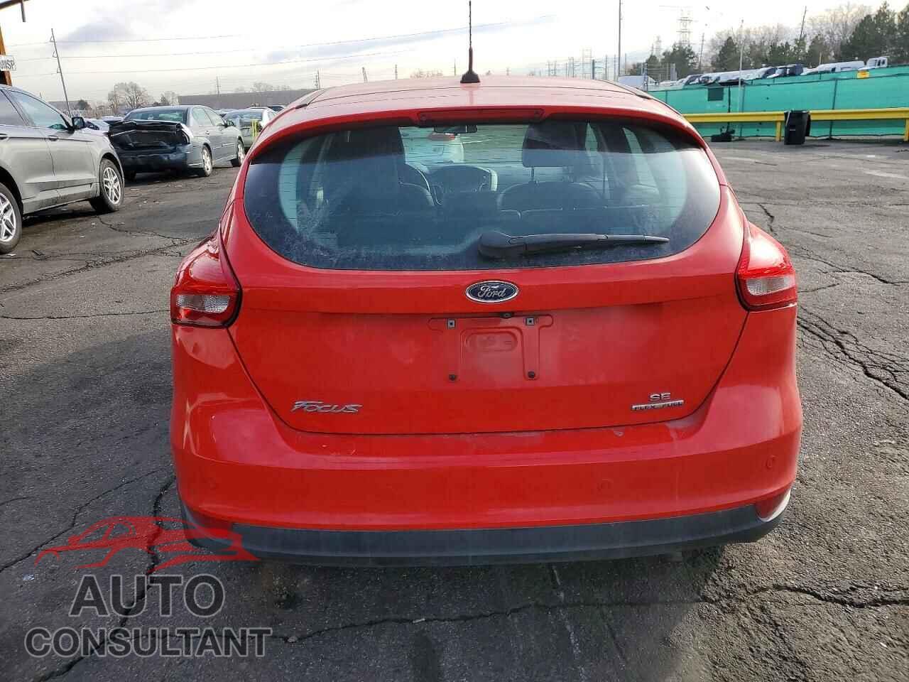 FORD FOCUS 2016 - 1FADP3K28GL215329