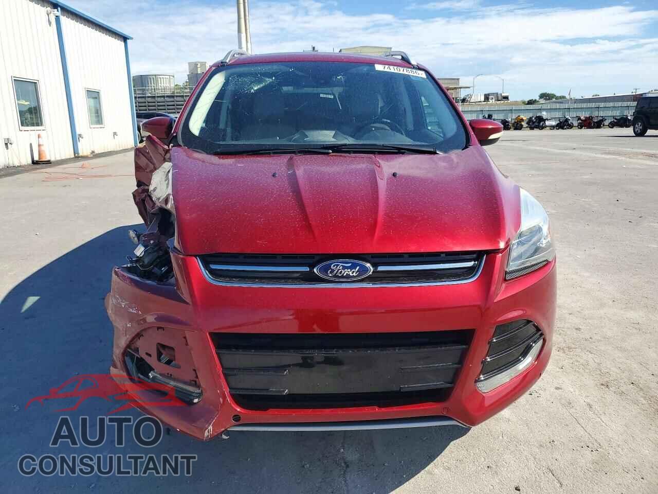 FORD ESCAPE 2014 - 1FMCU0J90EUC07627