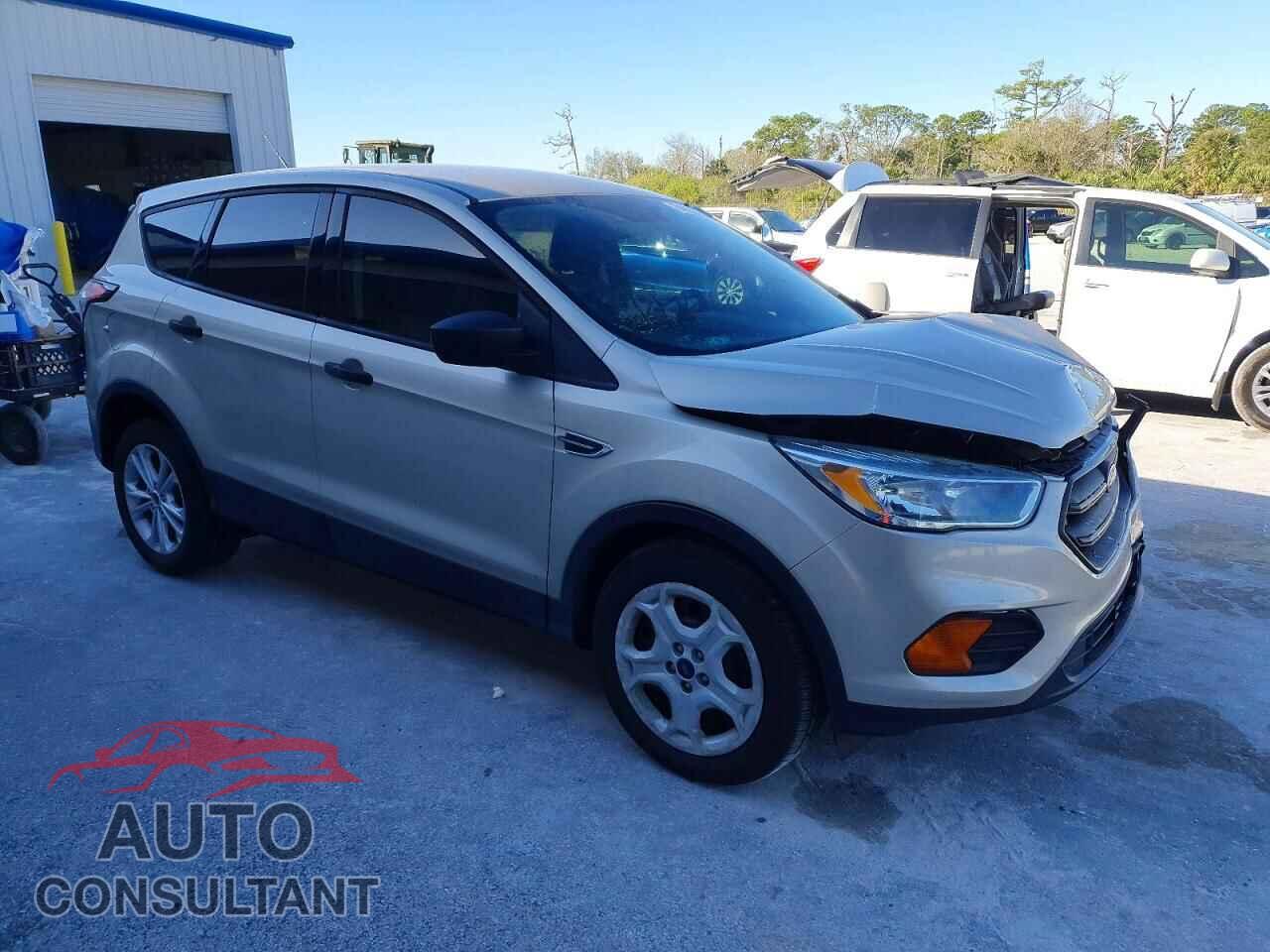 FORD ESCAPE 2017 - 1FMCU0F74HUD04955