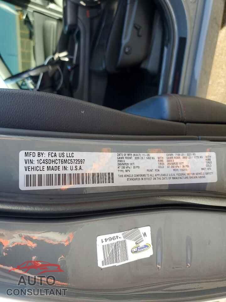 DODGE DURANGO 2021 - 1C4SDHCT6MC572597