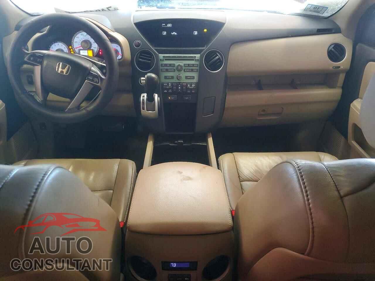 HONDA PILOT 2011 - 5FNYF4H54BB074227