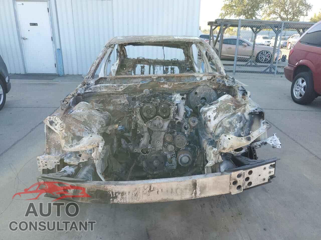 LEXUS IS 2017 - JTHBA1D23H5058012