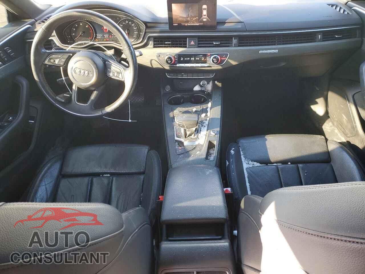 AUDI A5 2019 - WAUDNCF50KA099081