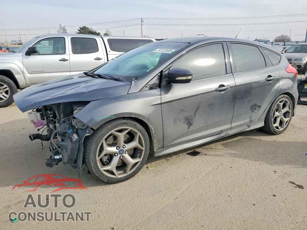 FORD FOCUS 2017 - 1FADP3L90HL308231