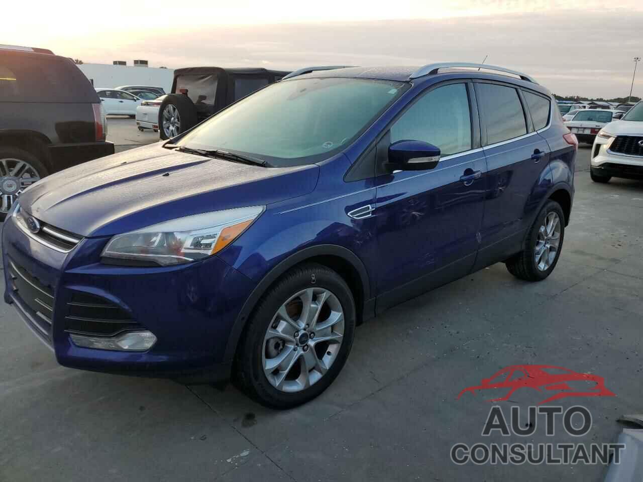 FORD ESCAPE 2016 - 1FMCU0J96GUC74171