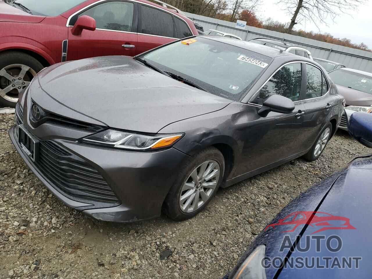 TOYOTA CAMRY 2018 - 4T1B11HK3JU666244