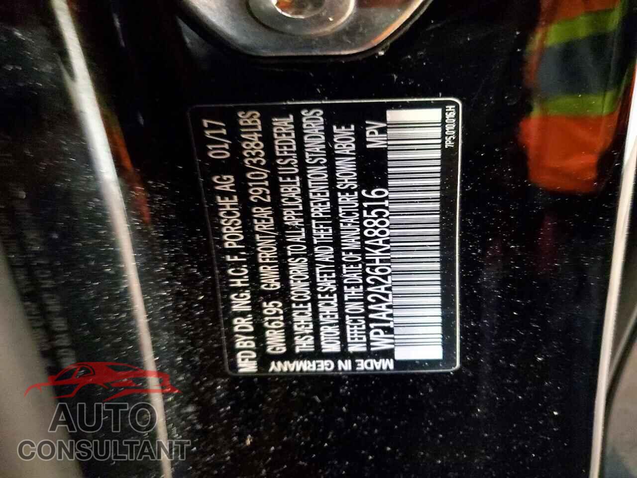 PORSCHE CAYENNE 2017 - WP1AA2A26HKA88516