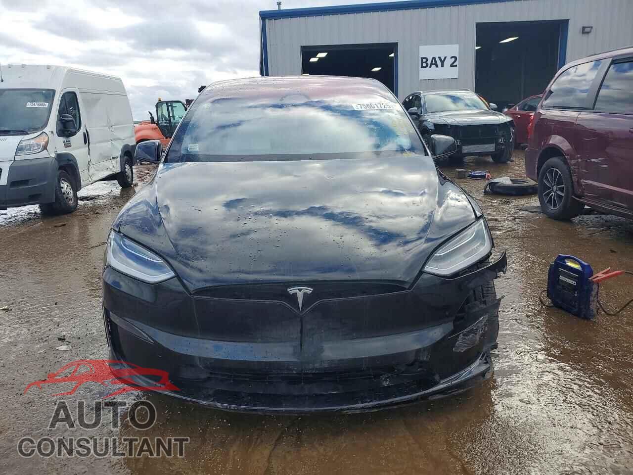 TESLA MODEL X 2023 - 7SAXCDE54PF376197