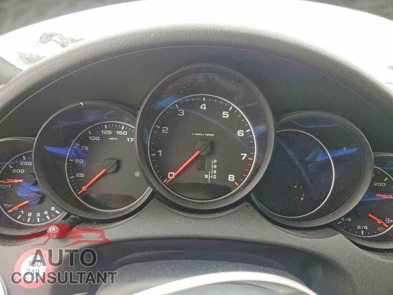 PORSCHE CAYENNE 2016 - WP1AA2A28GKA11841