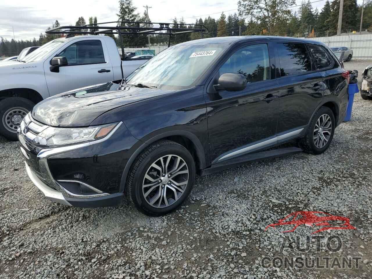 MITSUBISHI OUTLANDER 2017 - JA4AD2A38HZ028627