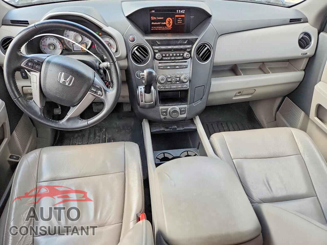HONDA PILOT 2013 - 5FNYF4H64DB036802