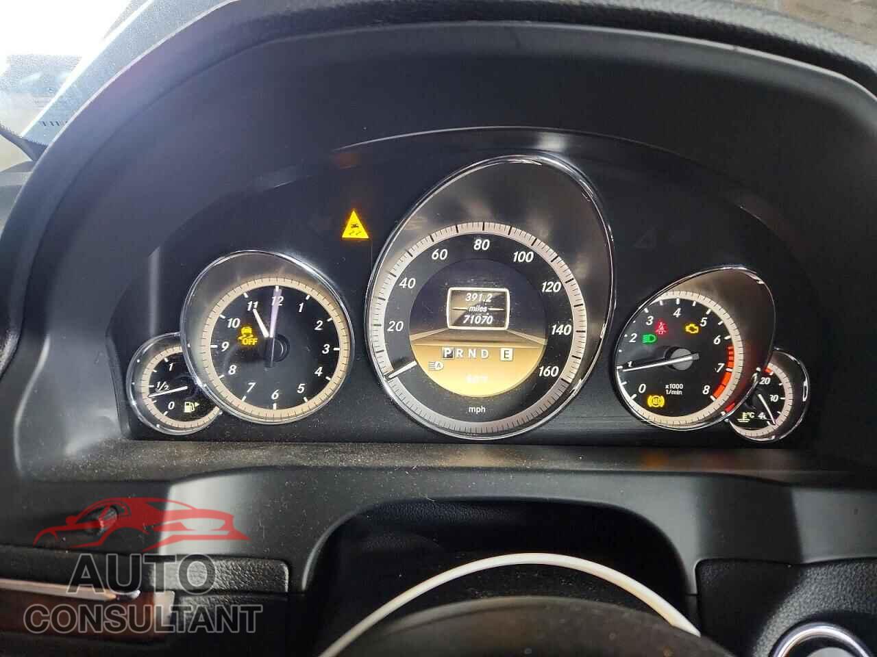 MERCEDES-BENZ E-CLASS 2012 - WDDKJ7DB9CF155325