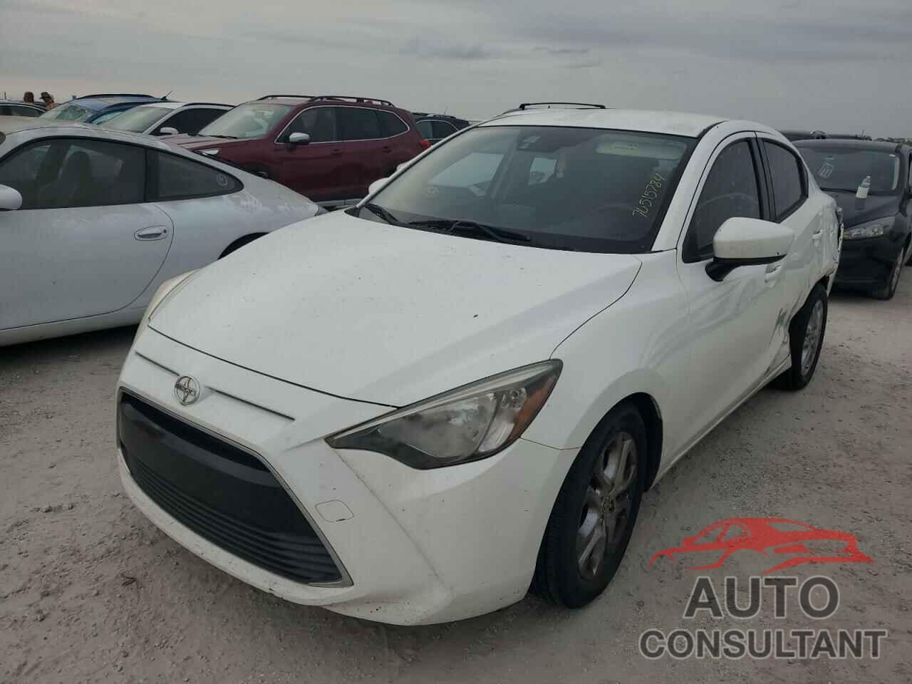TOYOTA SCION 2016 - 3MYDLBZV4GY137897