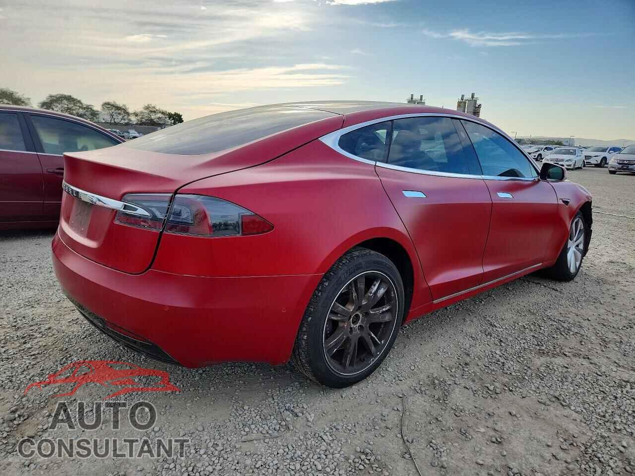 TESLA MODEL S 2020 - 5YJSA1E22LF390577