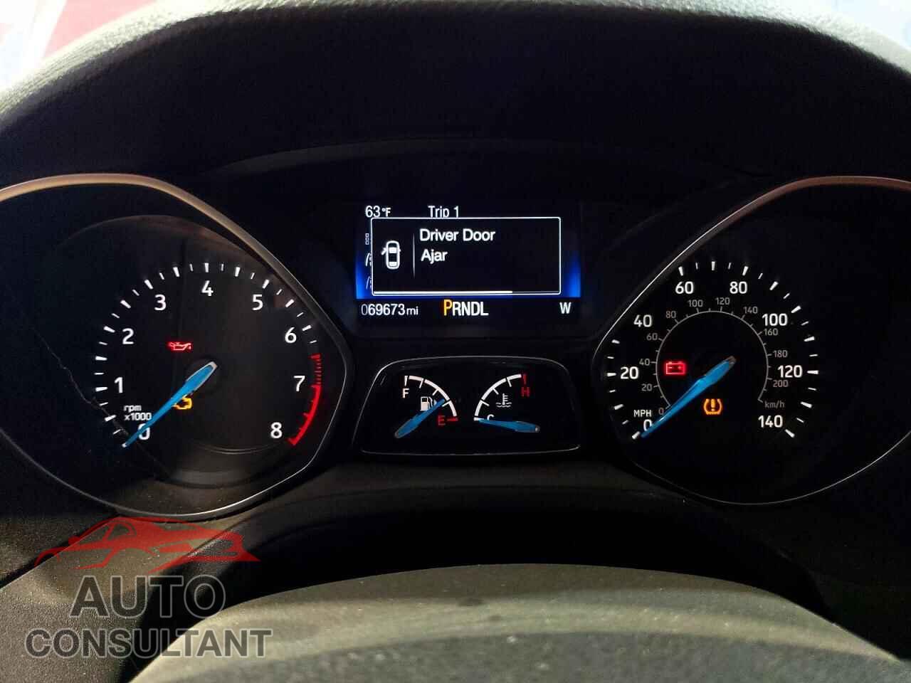 FORD FOCUS 2017 - 1FADP3F25HL215929