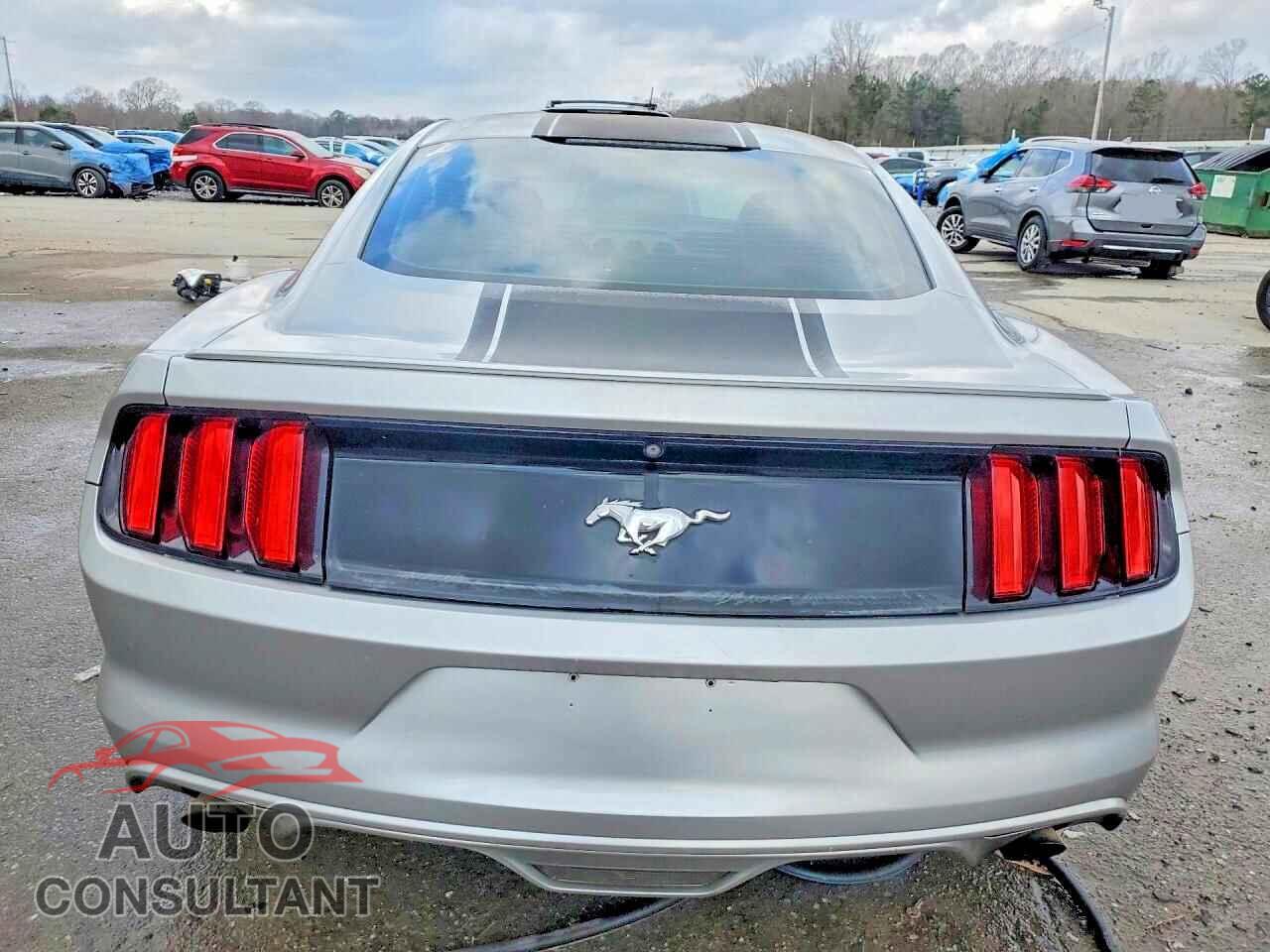 FORD MUSTANG 2015 - 1FA6P8TH8F5366537