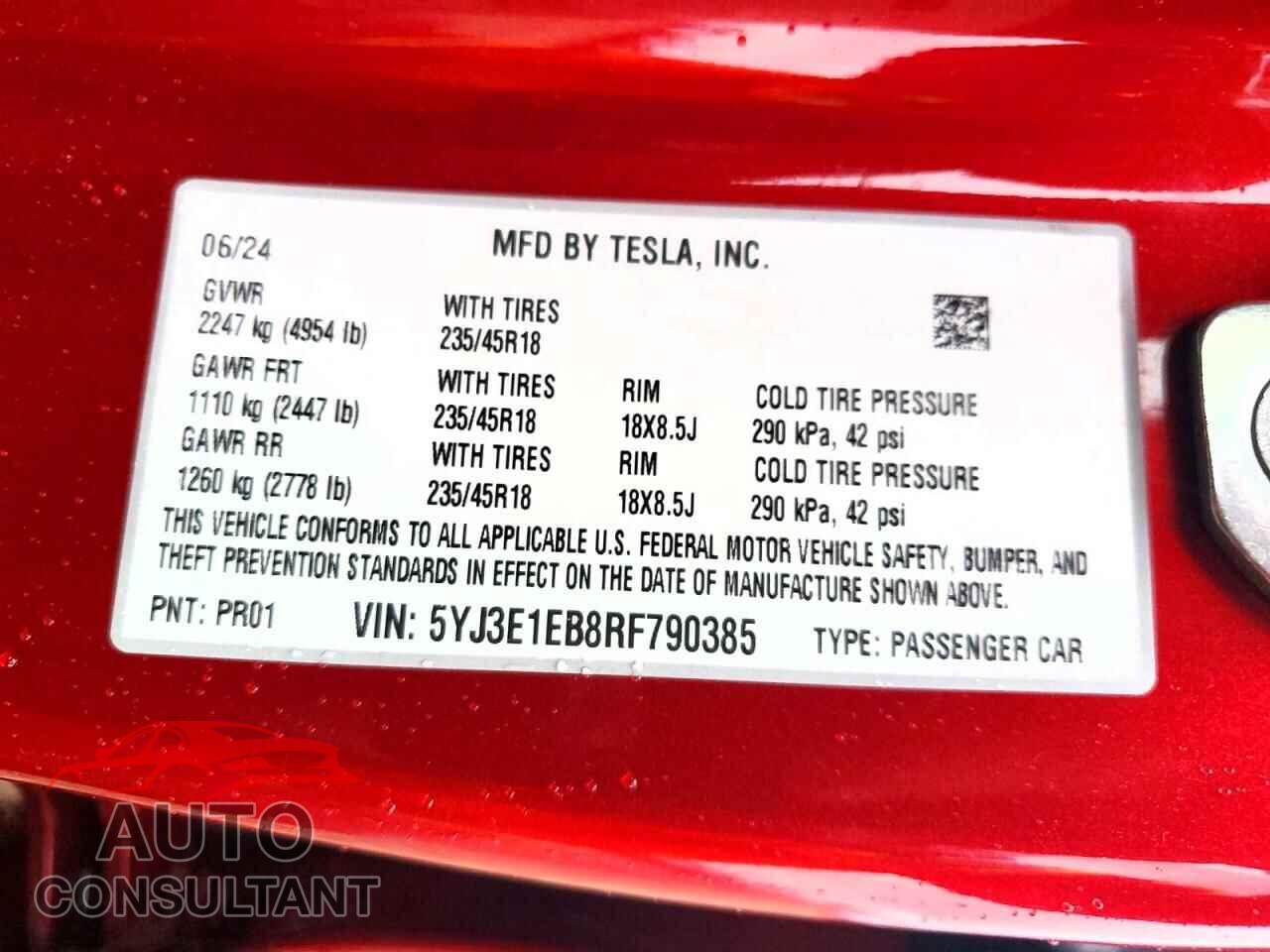 TESLA MODEL 3 2024 - 5YJ3E1EB8RF790385