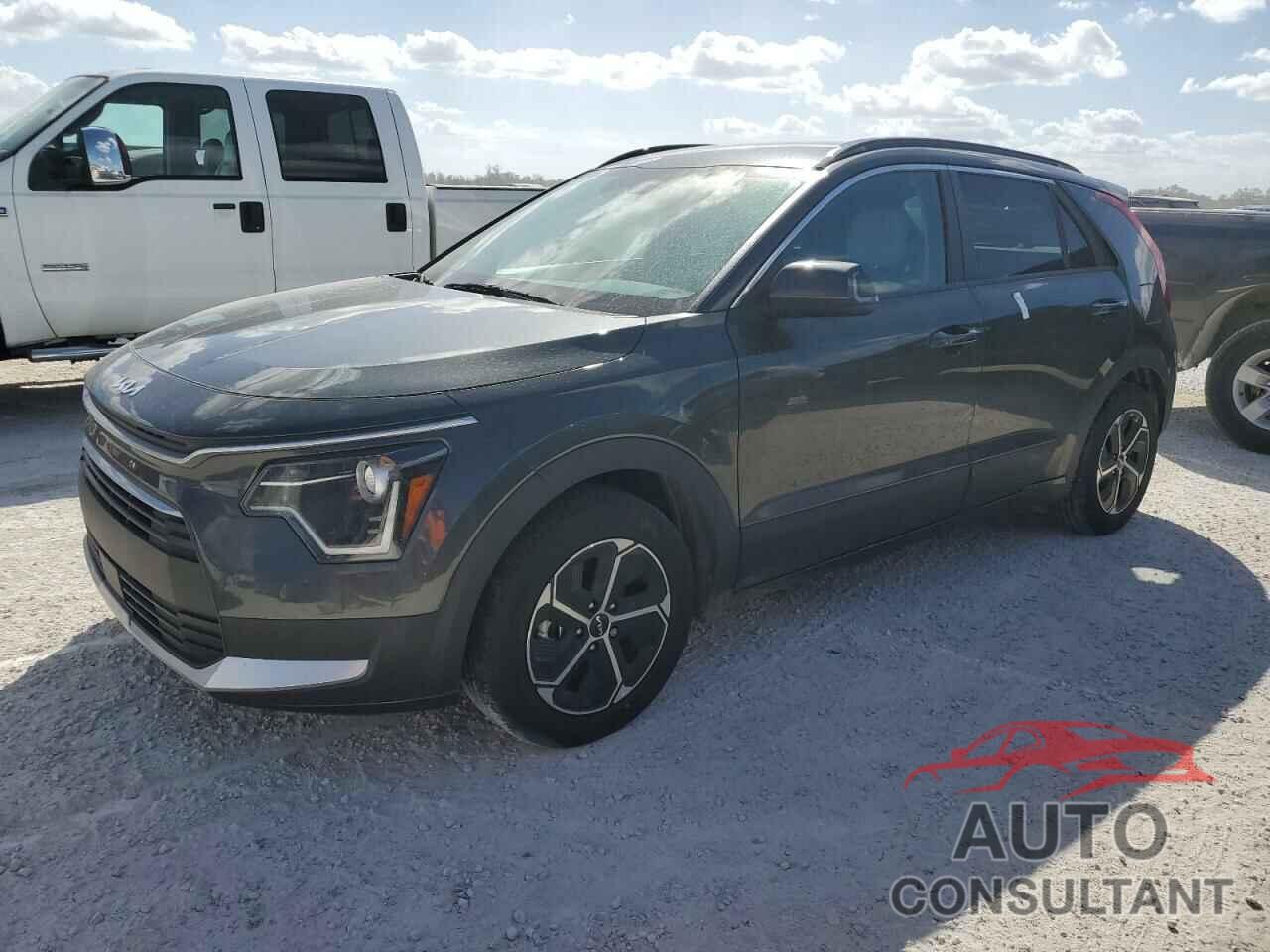 KIA NIRO 2023 - KNDCR3LE5P5110048