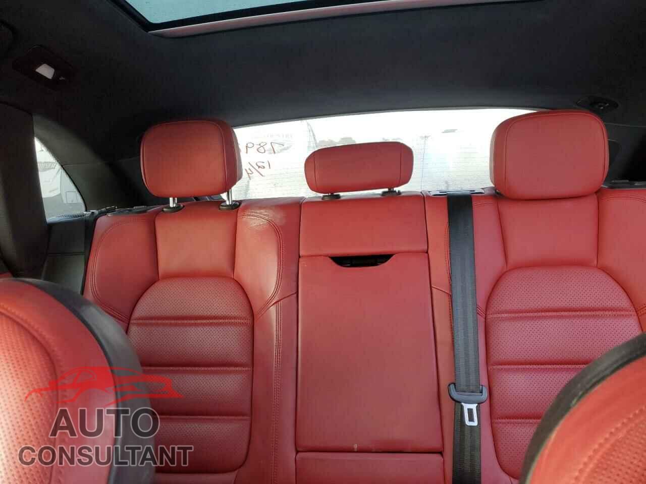 PORSCHE MACAN 2015 - WP1AF2A54FLB47890