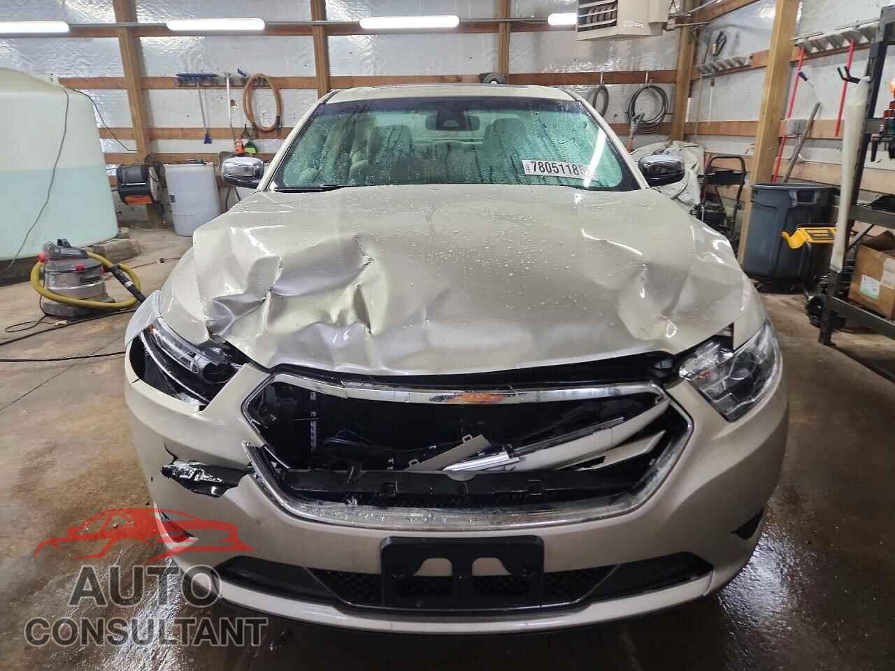FORD TAURUS 2017 - 1FAHP2F89HG129919